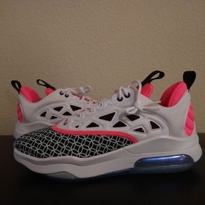 Women's Jordan Jumpman Sneakers